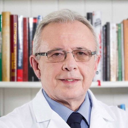 Prof. dr sci. med. Miodrag Lazić, Specijalista urologije