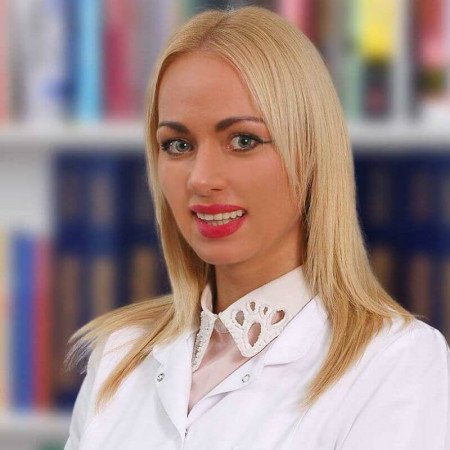 Dr Jelena Spasić, Stomatolog