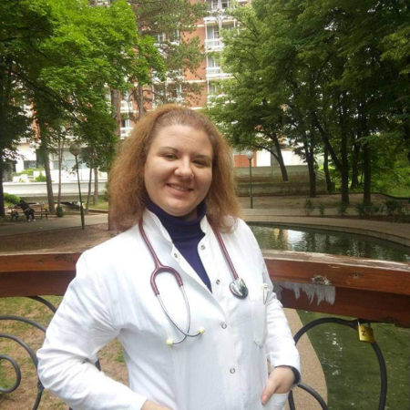 Dr Tijana Cvetanović, Doktor medicine